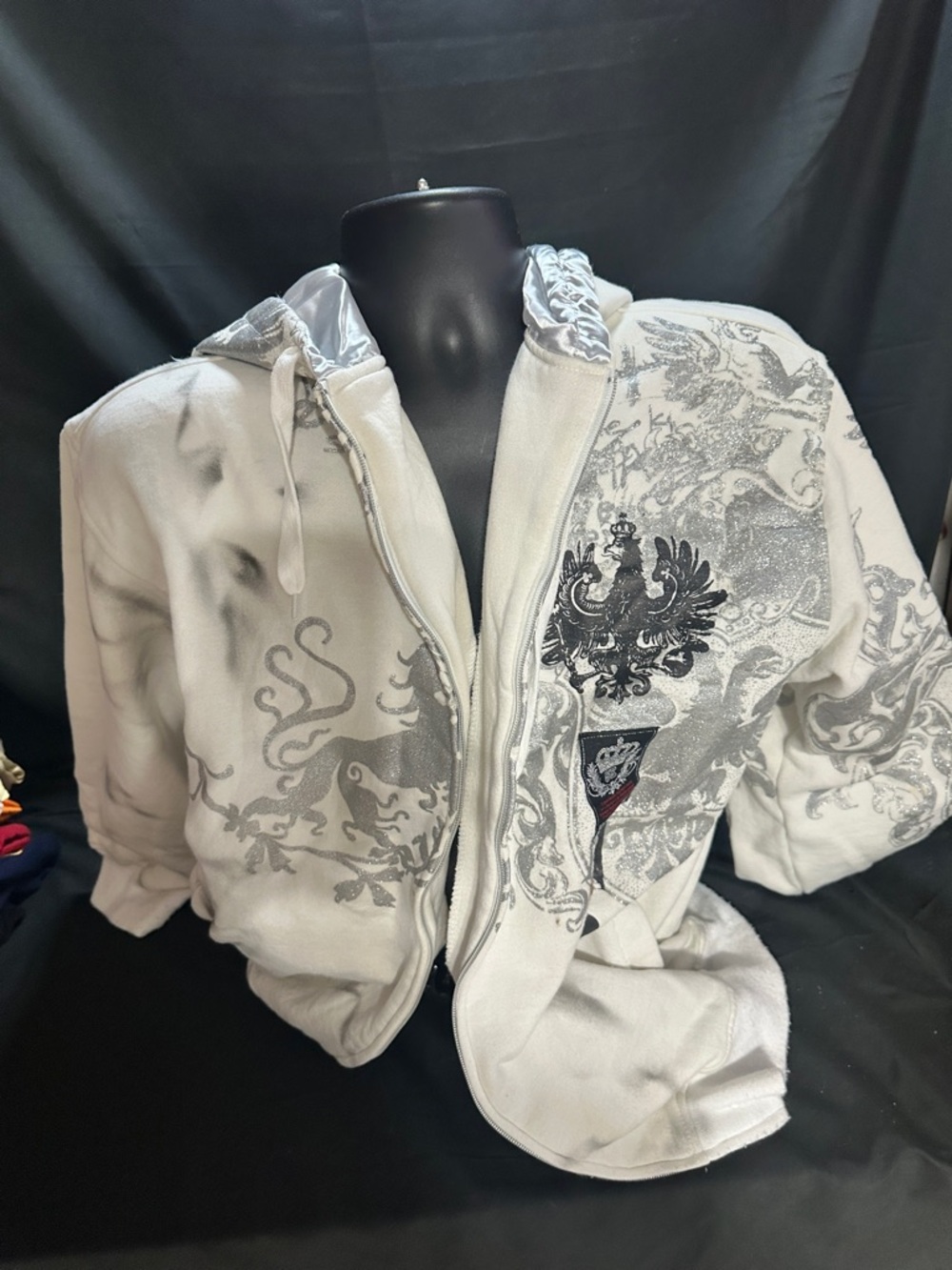 White Graphic Zip Hoodie with Crest Detail-fire elementz size large-#565